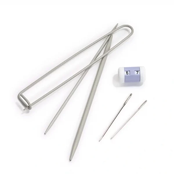 Knitters' kit